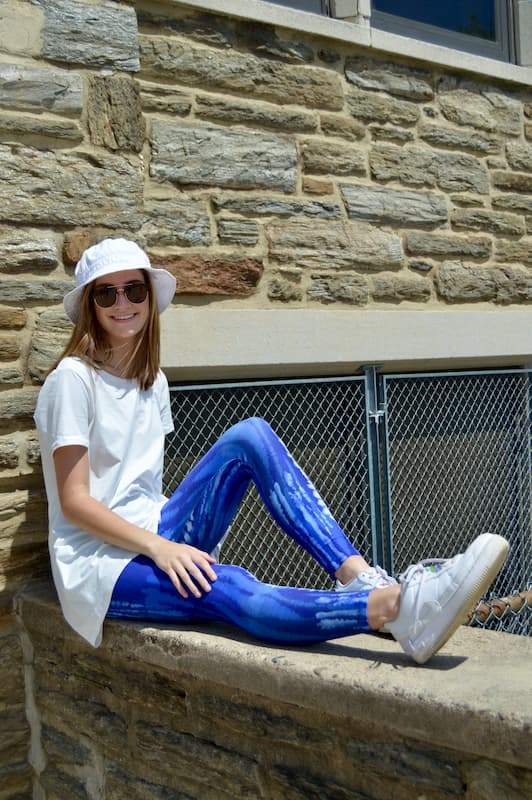 Wholesale Creamy Soft Stained Blue Math Leggings - USA Fashion™
