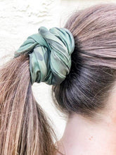 Load image into Gallery viewer, Olive Camo Face Cover/Headband
